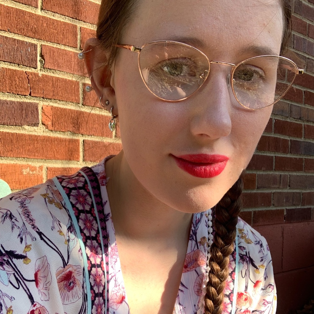 Meet your Posher, Sarah